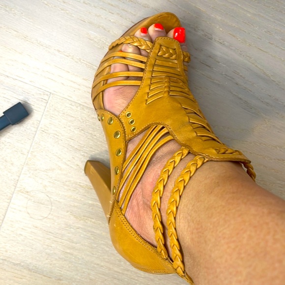 Pour La Victorie size 7 platform sandals - Picture 12 of 12